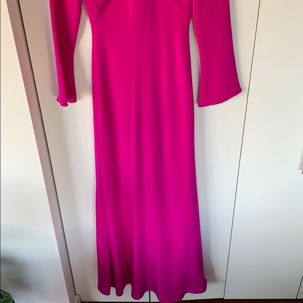 cushnie et ochs bell sleeves gown with circular - Picture 5 of 16
